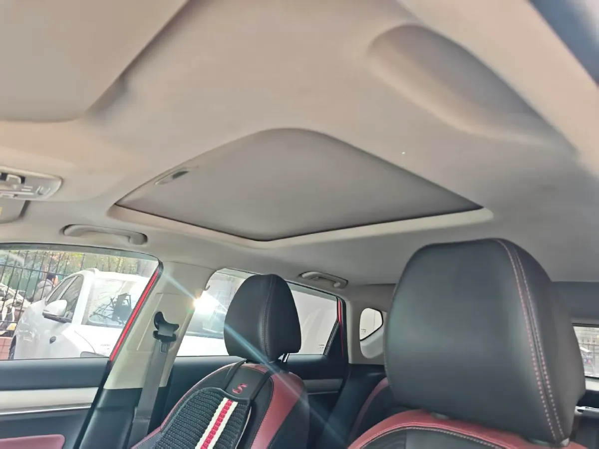 2021 Geely Coolray 1.4T 141HP L4 6DCT,autocango,china used car exporter,china ev exporter,chinese used car exporter,chinese used ev exporter