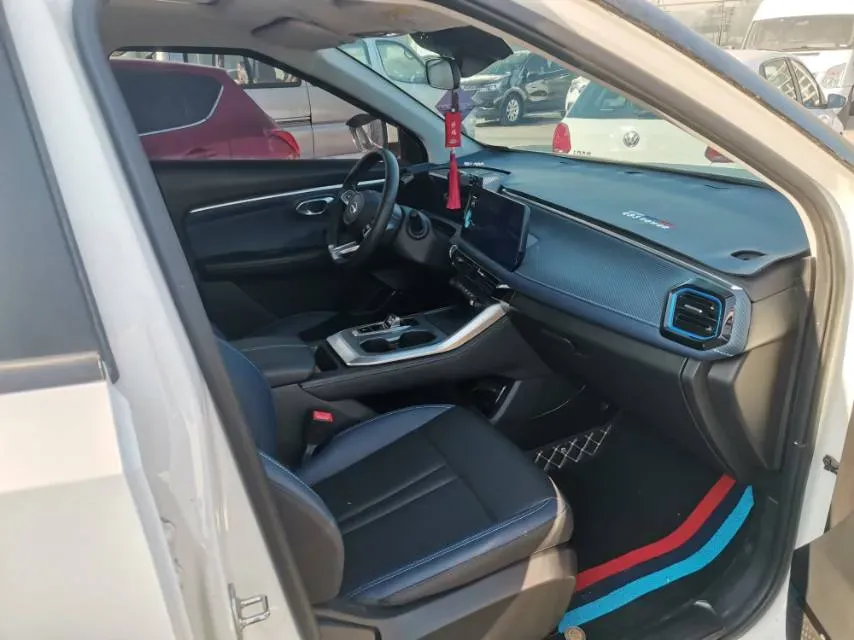 2023 GAC Trumpchi GS3 1.5T 177HP L4 7DCT,autocango,china used car exporter,china ev exporter,chinese used car exporter,chinese used ev exporter