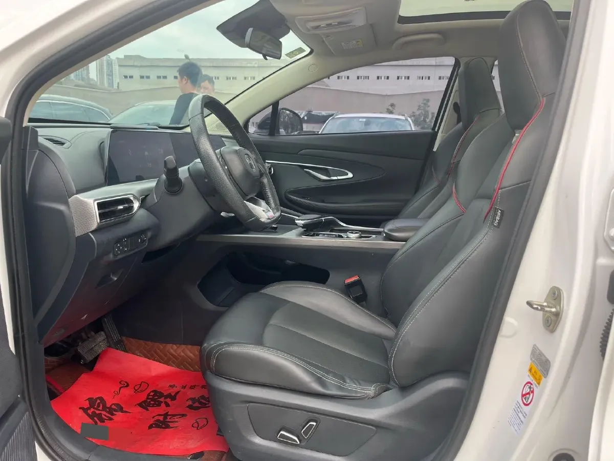 2020 ChangAn UNI-T 1.5T 180HP L4 7DCT,autocango,china used car exporter,china ev exporter,chinese used car exporter,chinese used ev exporter