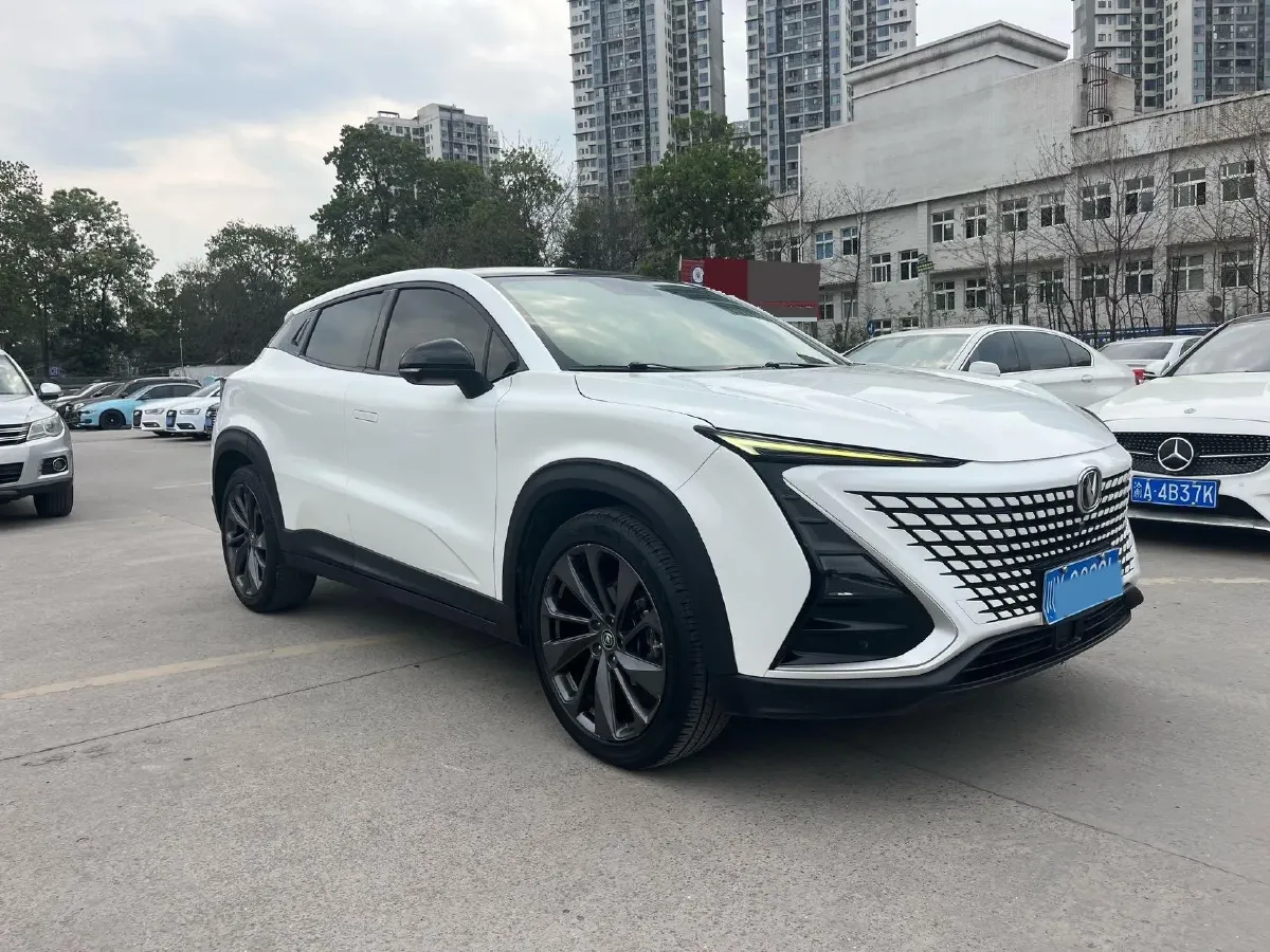 2020 ChangAn UNI-T 1.5T 180HP L4 7DCT,autocango,china used car exporter,china ev exporter,chinese used car exporter,chinese used ev exporter