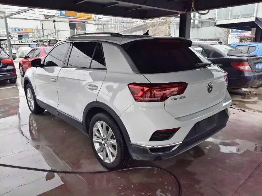 2019 Volkswagen T-Roc 1.4T 131HP L4 7DCT,autocango,china used car exporter,china ev exporter,chinese used car exporter,chinese used ev exporter