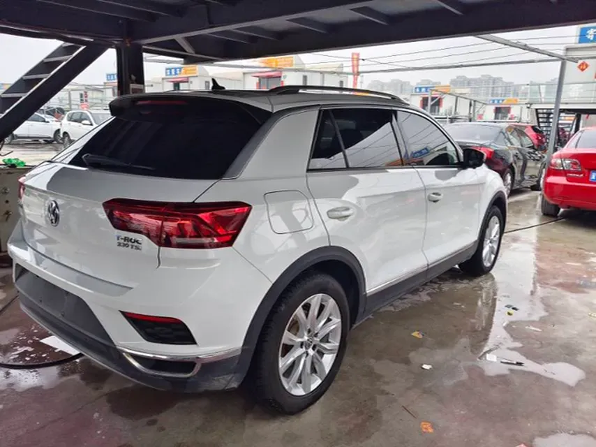 2019 Volkswagen T-Roc 1.4T 131HP L4 7DCT,autocango,china used car exporter,china ev exporter,chinese used car exporter,chinese used ev exporter