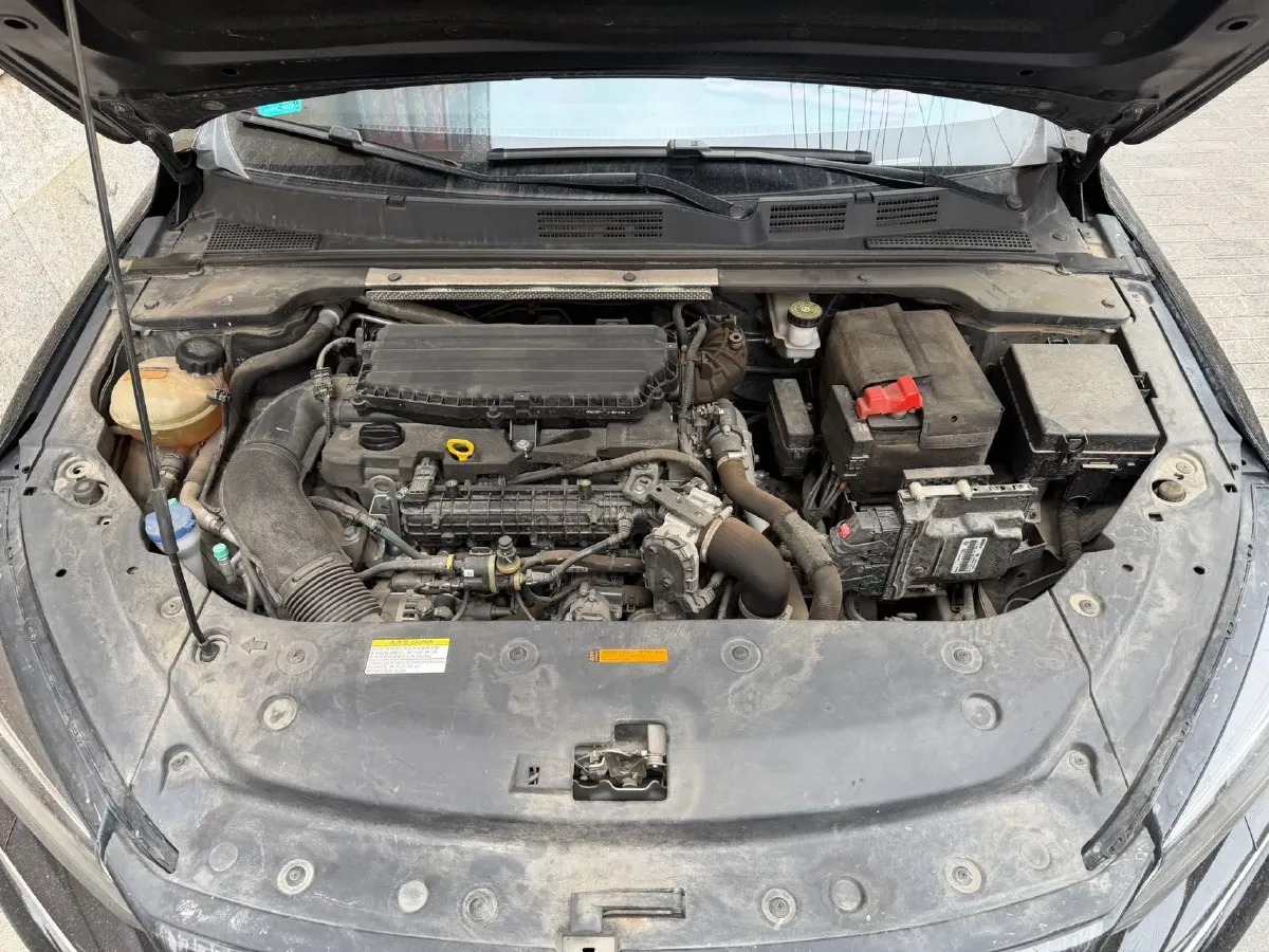 2021 DongFeng Aeolus YiXuan MAX 1.5T 190HP L4 7DCT,autocango,china used car exporter,china ev exporter,chinese used car exporter,chinese used ev exporter