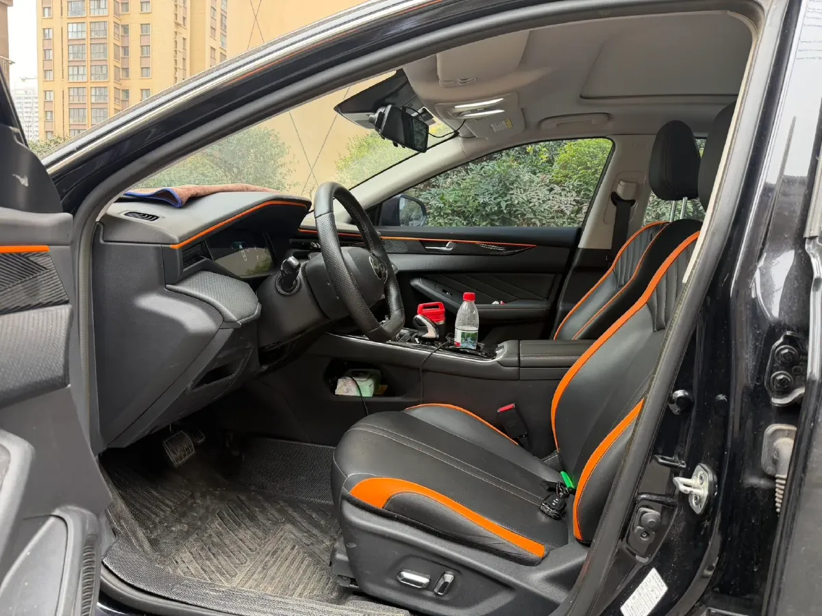 2021 DongFeng Aeolus YiXuan MAX 1.5T 190HP L4 7DCT,autocango,china used car exporter,china ev exporter,chinese used car exporter,chinese used ev exporter