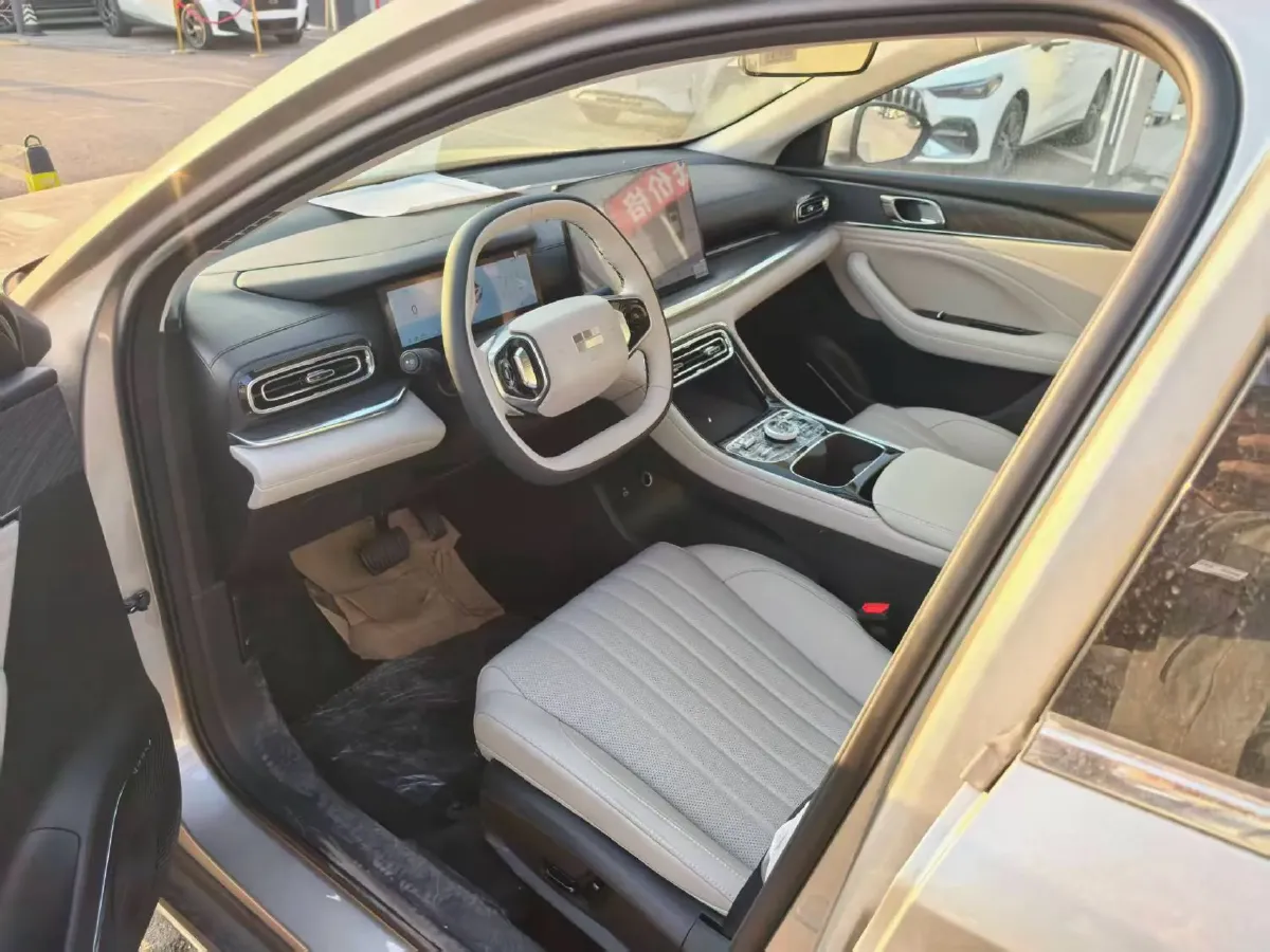 2025 Geely Galaxy A7 1.5L 112HP L4 1DHT PHEV,autocango,china used car exporter,china ev exporter,chinese used car exporter,chinese used ev exporter