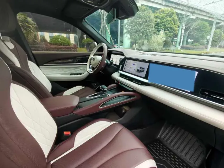 2021 Geely Monjaro 2.0T 218HP L4 7DCT,autocango,china used car exporter,china ev exporter,chinese used car exporter,chinese used ev exporter