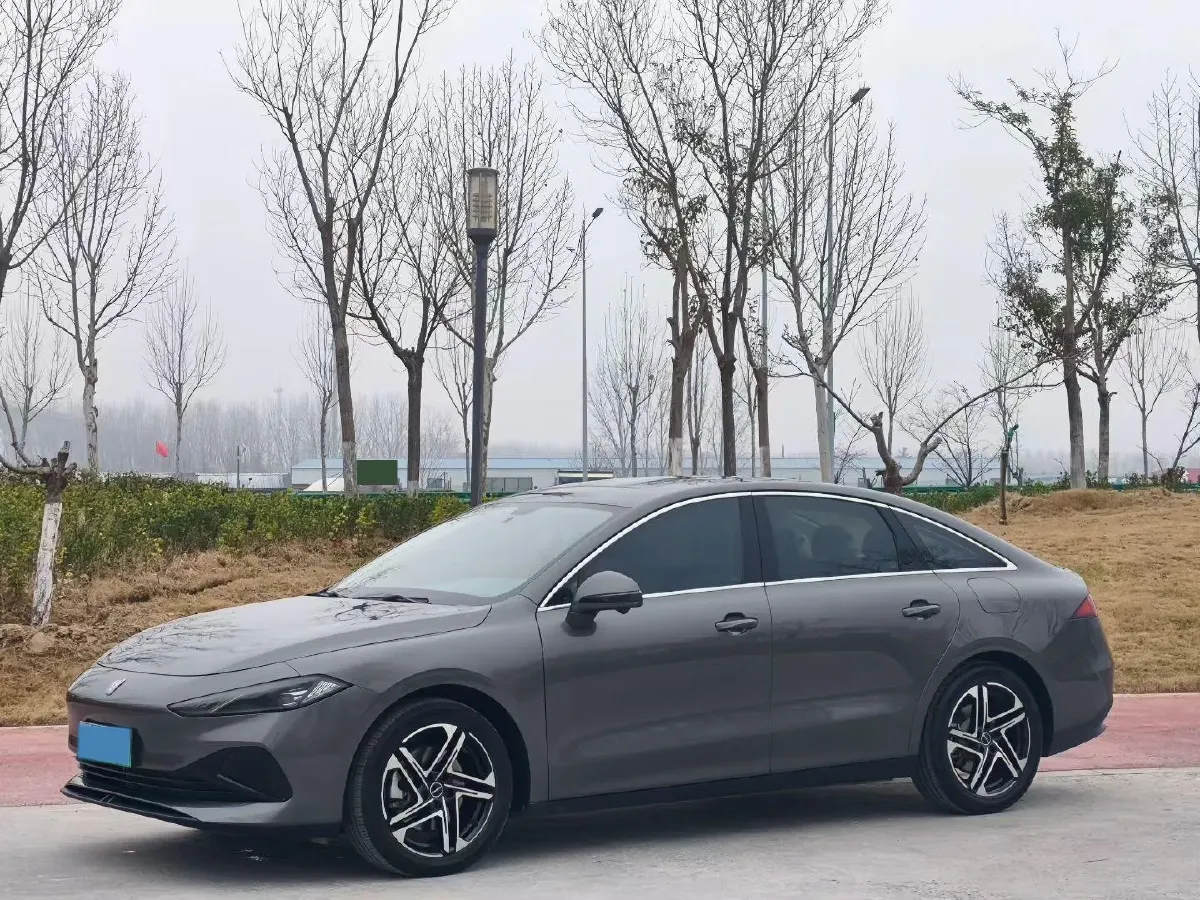 2023 Roewe D7 1.5L 112HP L4 1DHT PHEV 21.4KWH,autocango,china used car exporter,china ev exporter,chinese used car exporter,chinese used ev exporter