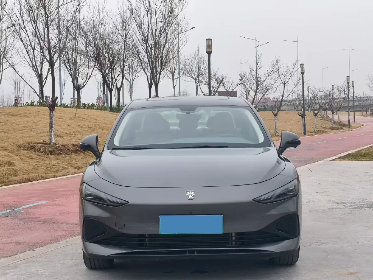 2023 Roewe D7 1.5L 112HP L4 1DHT PHEV 21.4KWH,autocango,china used car exporter,china ev exporter,chinese used car exporter,chinese used ev exporter