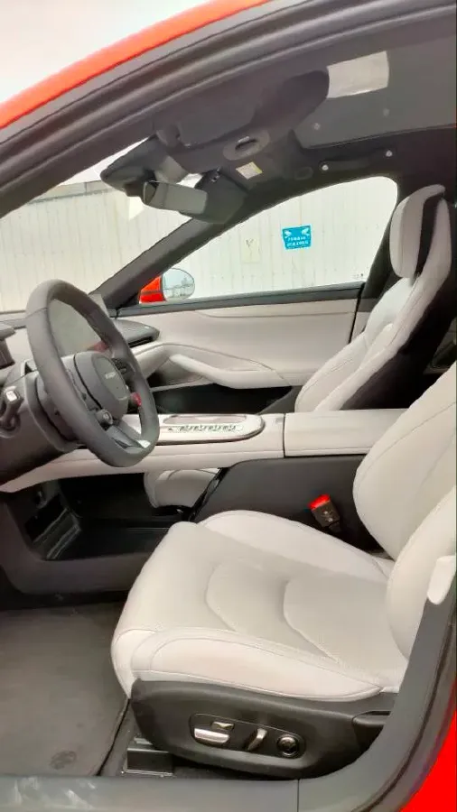 2024 MI SU7 BEV 101KWH,autocango,china used car exporter,china ev exporter,chinese used car exporter,chinese used ev exporter