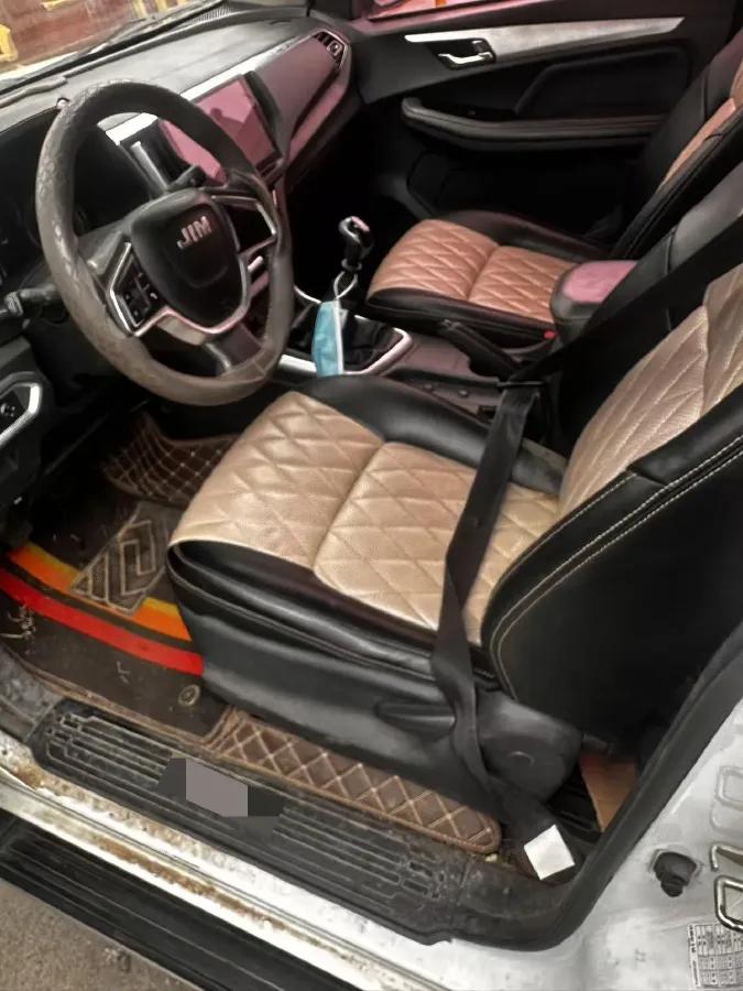 2019 Isuzu RE-MAX Jim 2.5T 129HP L4 6MT,autocango,china used car exporter,china ev exporter,chinese used car exporter,chinese used ev exporter