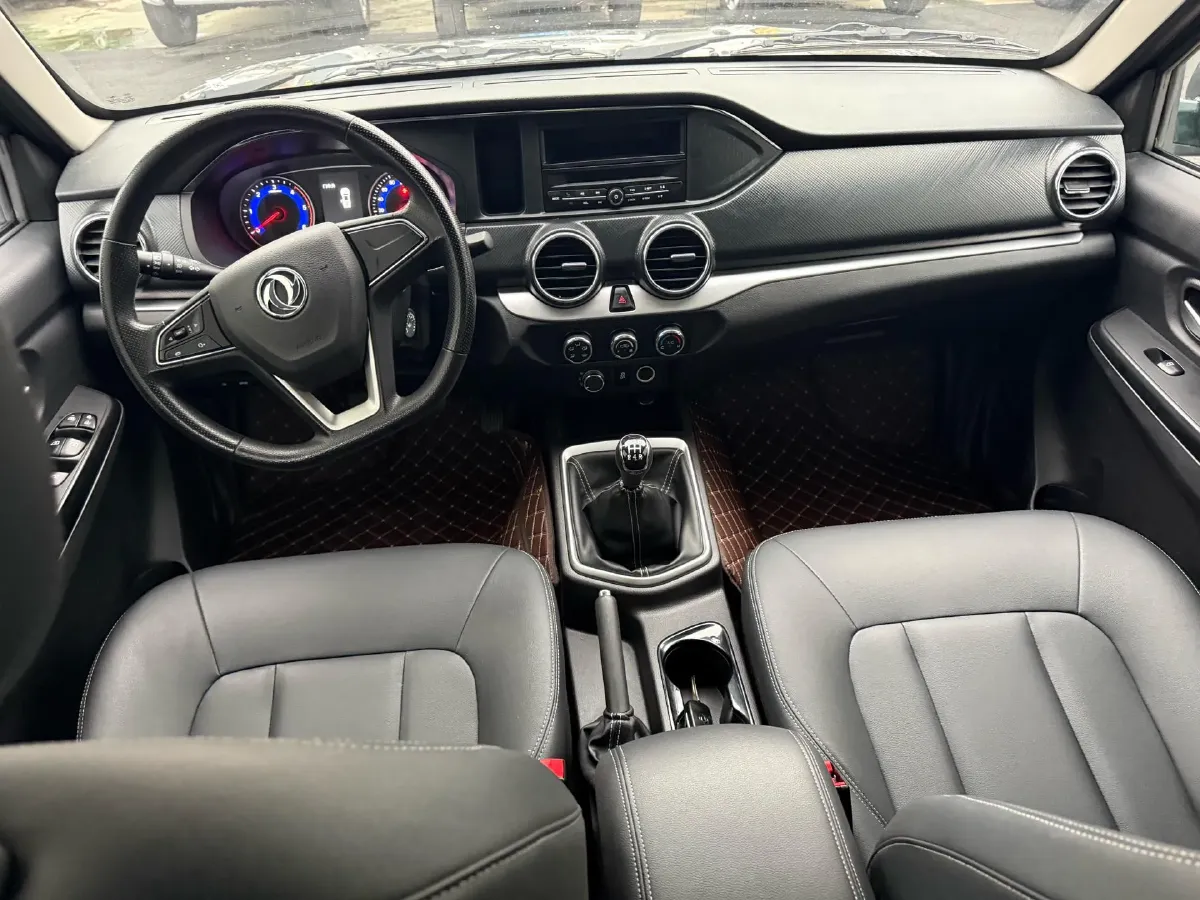 2023 Dongfeng RuiQi 2.4T 165HP L4 5MT,autocango,china used car exporter,china ev exporter,chinese used car exporter,chinese used ev exporter