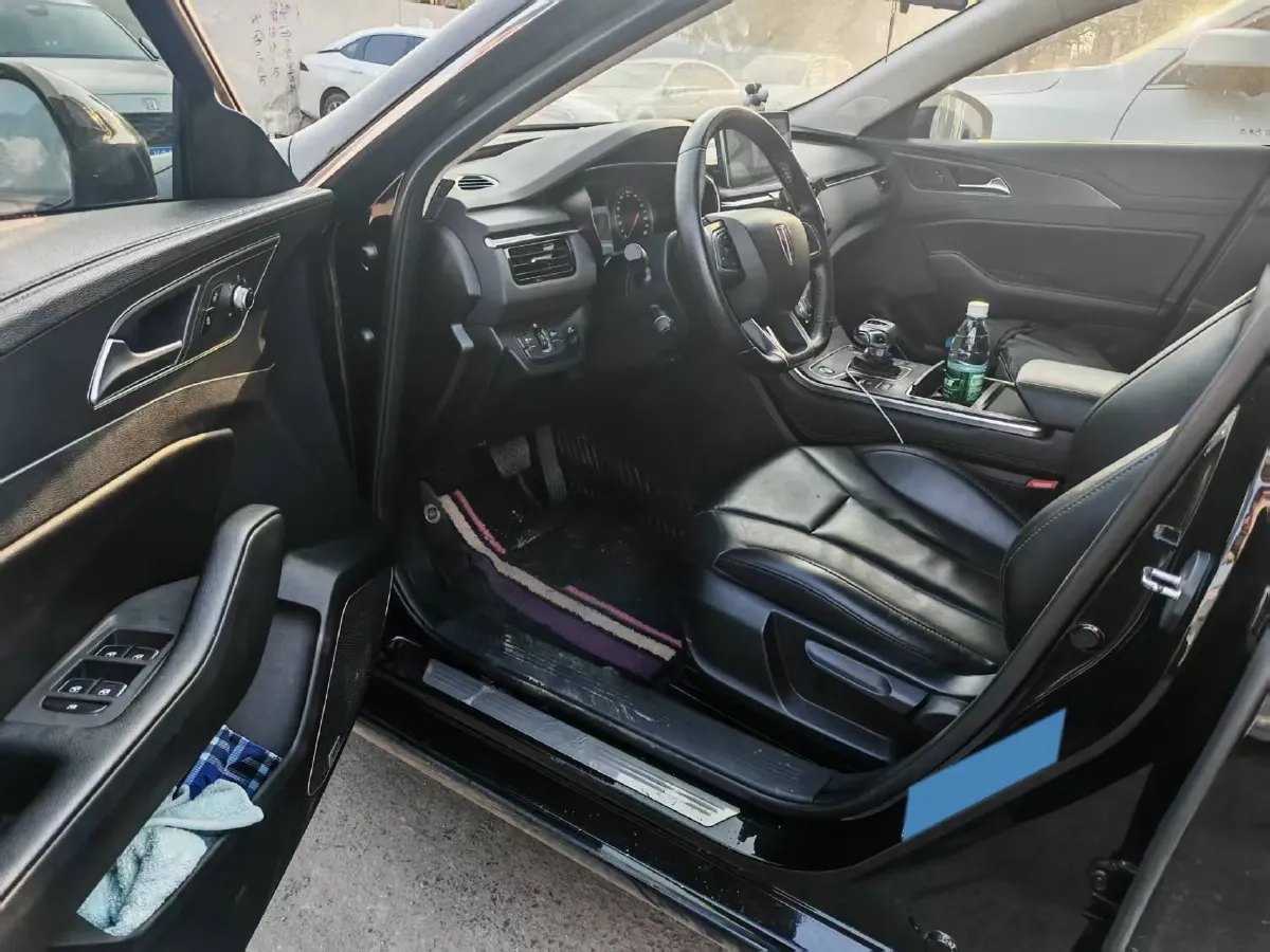 2022 HongQi H5 1.5T 169HP L4 7DCT,autocango,china used car exporter,china ev exporter,chinese used car exporter,chinese used ev exporter