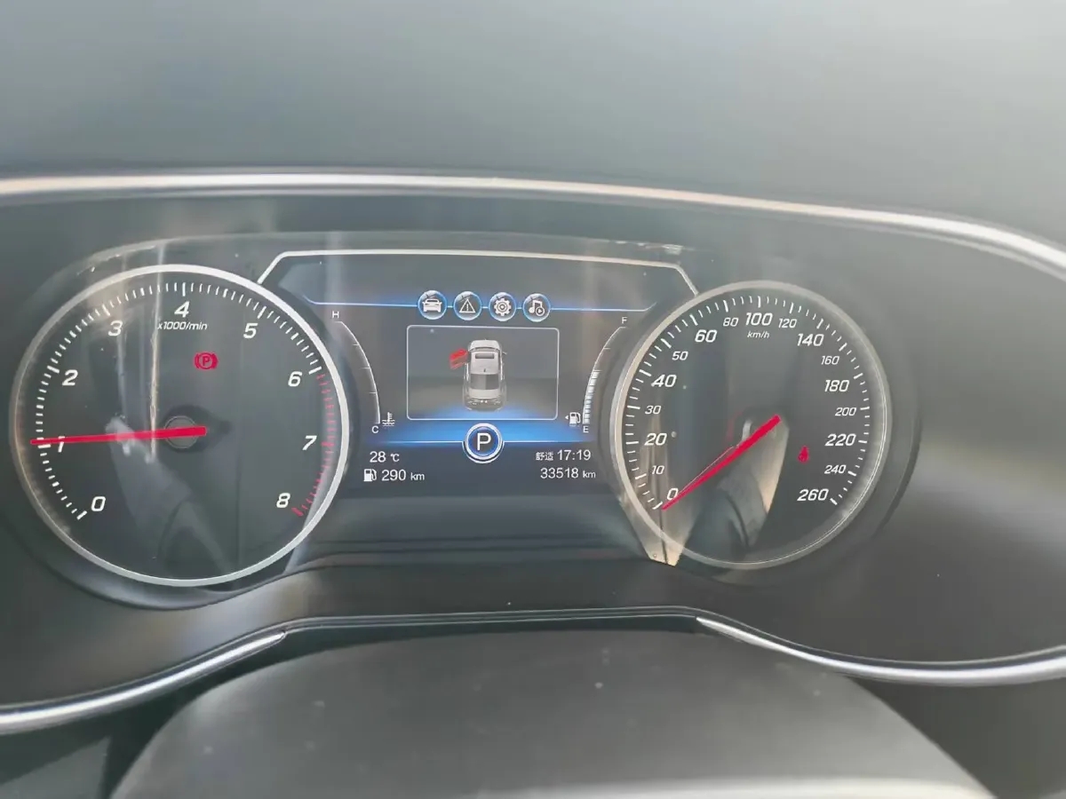 2022 HongQi H5 1.5T 169HP L4 7DCT,autocango,china used car exporter,china ev exporter,chinese used car exporter,chinese used ev exporter