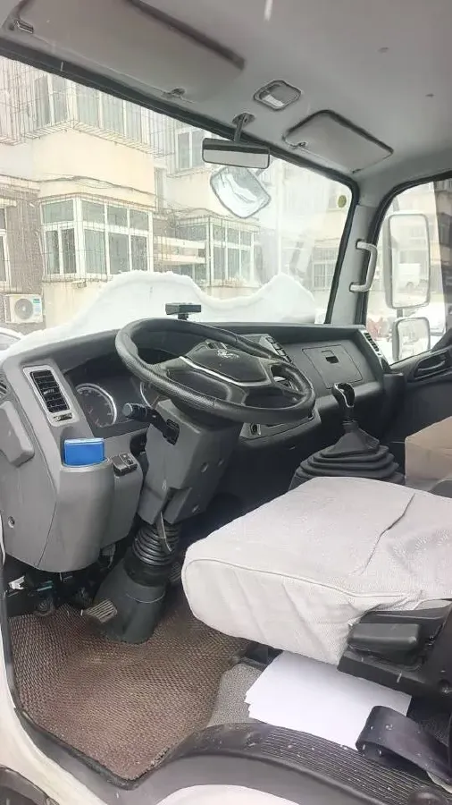 2016 Dongfeng ShuaiKe 1.5L 102HP L4 5MT,autocango,china used car exporter,china ev exporter,chinese used car exporter,chinese used ev exporter