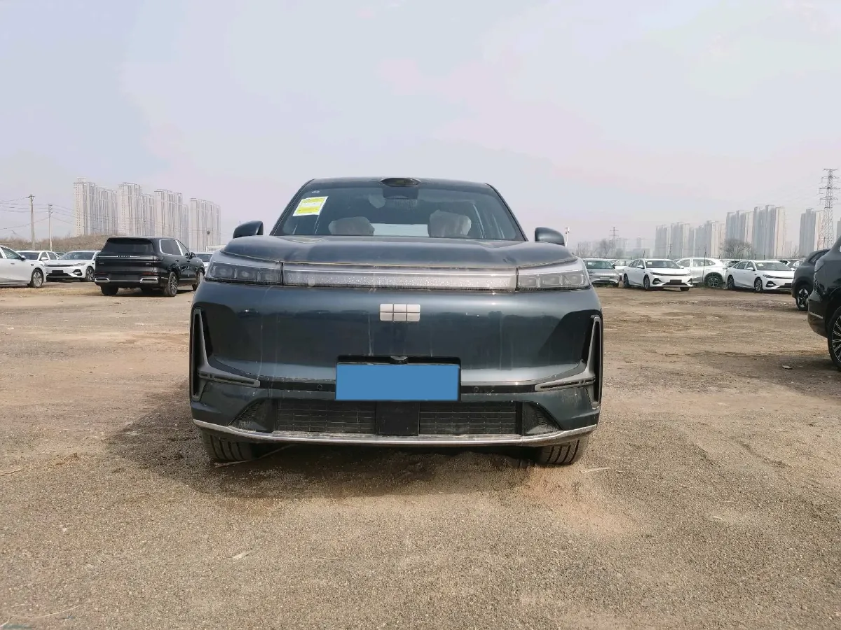 2025 Isuzu LingTuo 2.0T 220HP L4 8AT,autocango,china used car exporter,china ev exporter,chinese used car exporter,chinese used ev exporter