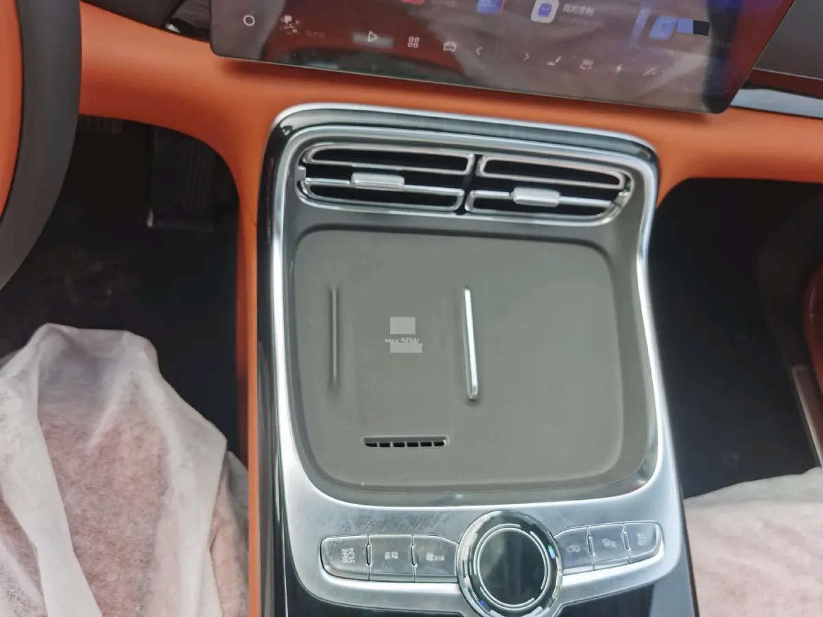 2025 Isuzu LingTuo 2.0T 220HP L4 8AT,autocango,china used car exporter,china ev exporter,chinese used car exporter,chinese used ev exporter