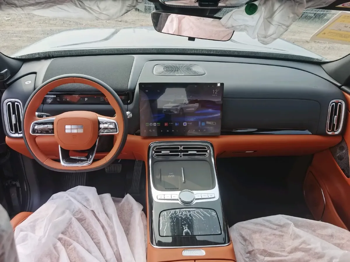 2025 Isuzu LingTuo 2.0T 220HP L4 8AT,autocango,china used car exporter,china ev exporter,chinese used car exporter,chinese used ev exporter