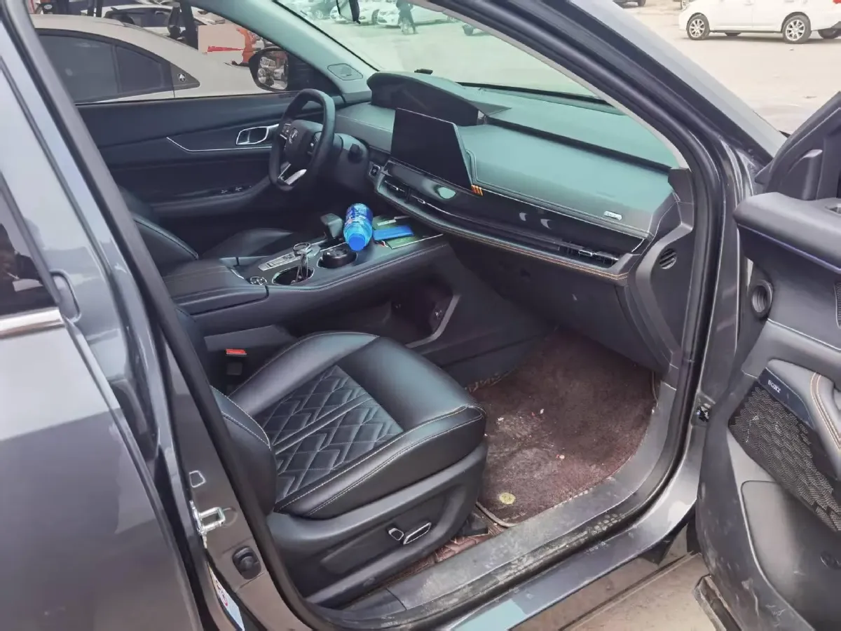 2021 ChangAn UNI-K 2.0T 233HP L4 8AT,autocango,china used car exporter,china ev exporter,chinese used car exporter,chinese used ev exporter