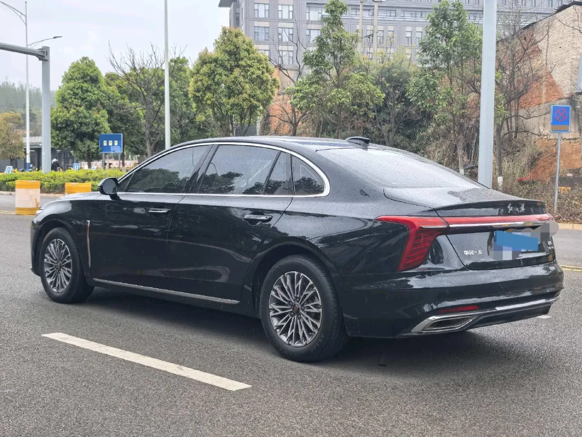 2024 HongQi H5 1.5T 169HP L4 7DCT,autocango,china used car exporter,china ev exporter,chinese used car exporter,chinese used ev exporter