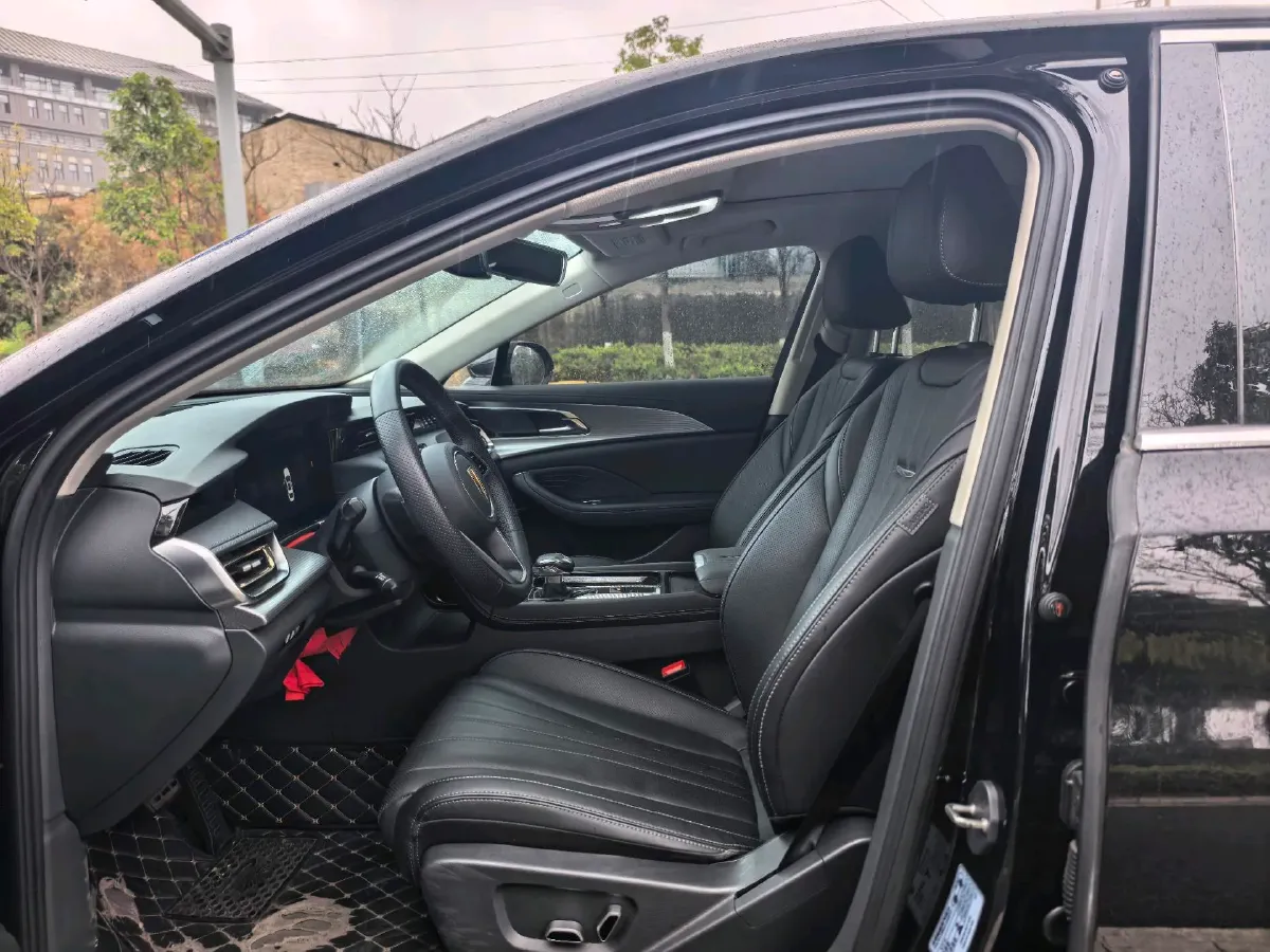 2024 HongQi H5 1.5T 169HP L4 7DCT,autocango,china used car exporter,china ev exporter,chinese used car exporter,chinese used ev exporter