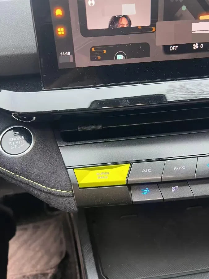 2022 ChangAn UNI-V 1.5T 188HP L4 7DCT,autocango,china used car exporter,china ev exporter,chinese used car exporter,chinese used ev exporter