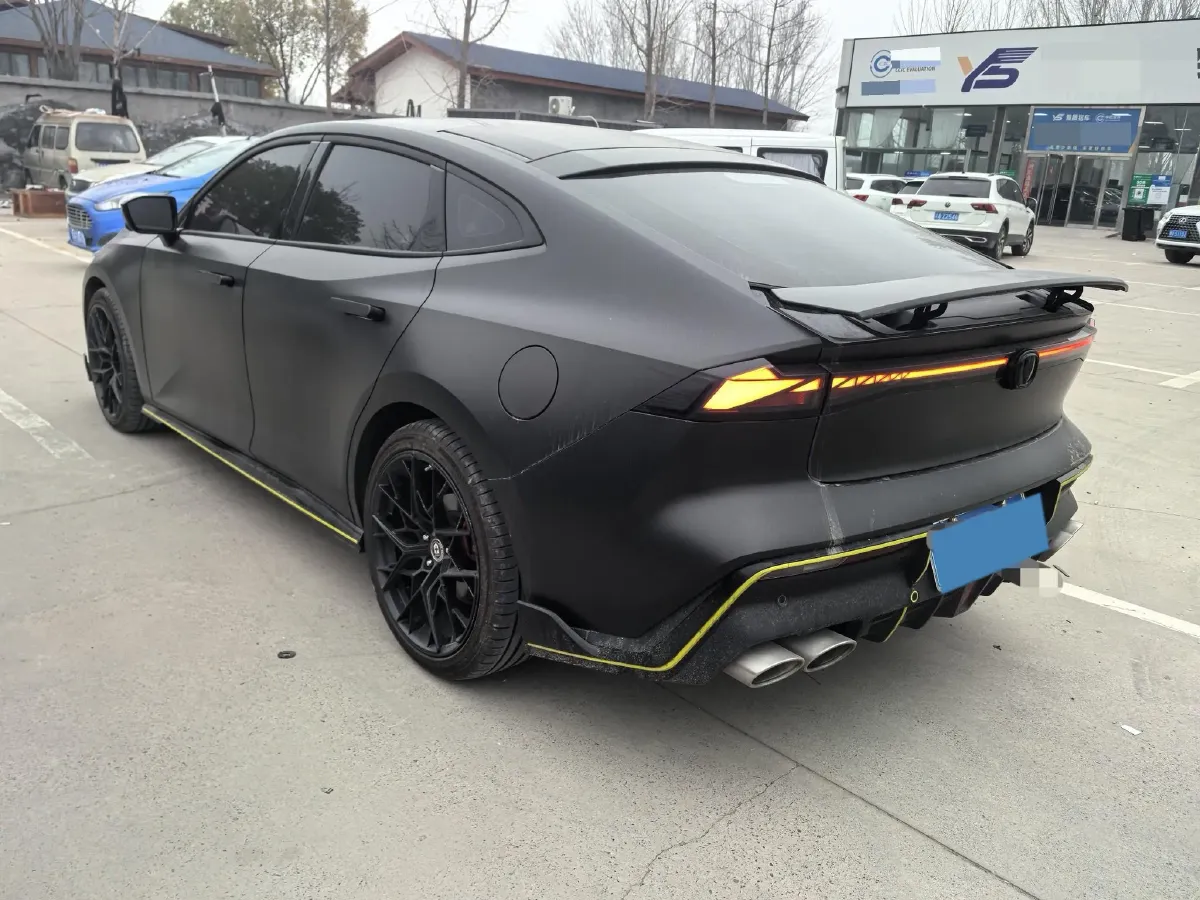 2022 ChangAn UNI-V 1.5T 188HP L4 7DCT,autocango,china used car exporter,china ev exporter,chinese used car exporter,chinese used ev exporter