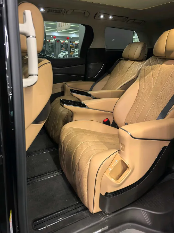 2024 Denza D9 1.5T 139HP L4 E-CVT PHEV 20.39KWH,autocango,china used car exporter,china ev exporter,chinese used car exporter,chinese used ev exporter