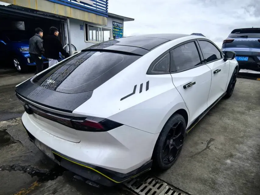 2022 ChangAn UNI-V 1.5T 188HP L4 7DCT,autocango,china used car exporter,china ev exporter,chinese used car exporter,chinese used ev exporter