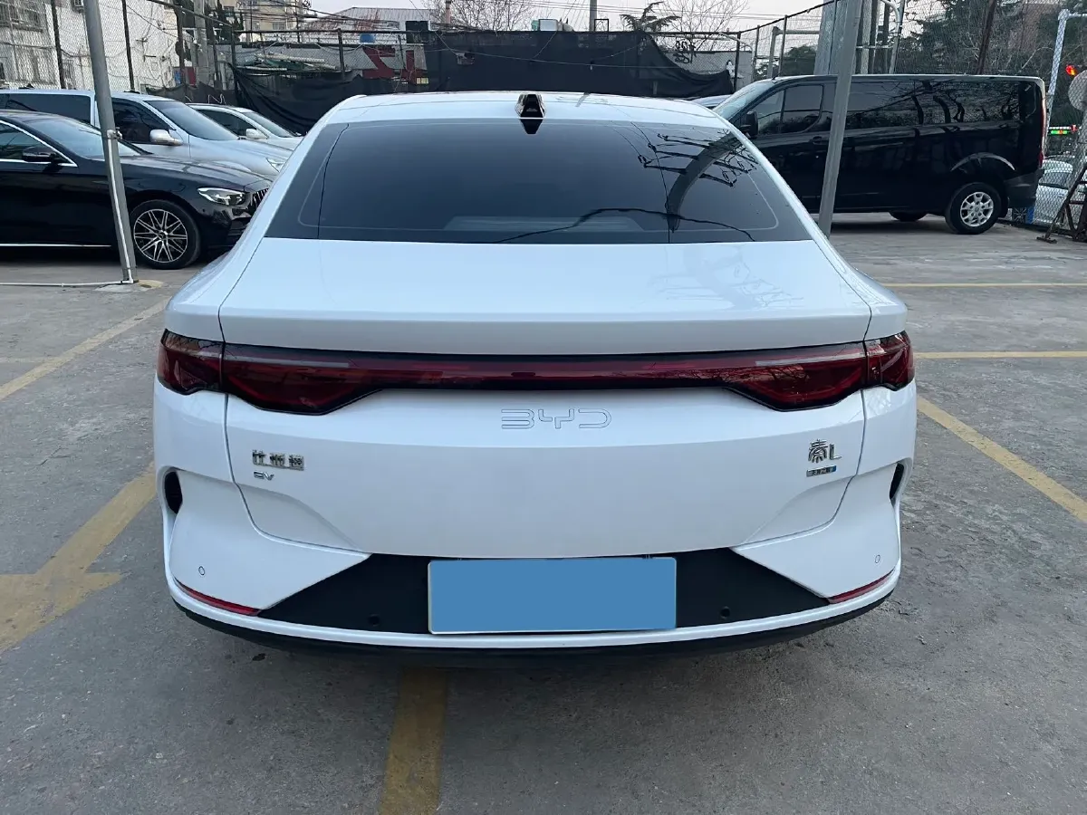 2025 BYD QinL BEV,autocango,china used car exporter,china ev exporter,chinese used car exporter,chinese used ev exporter