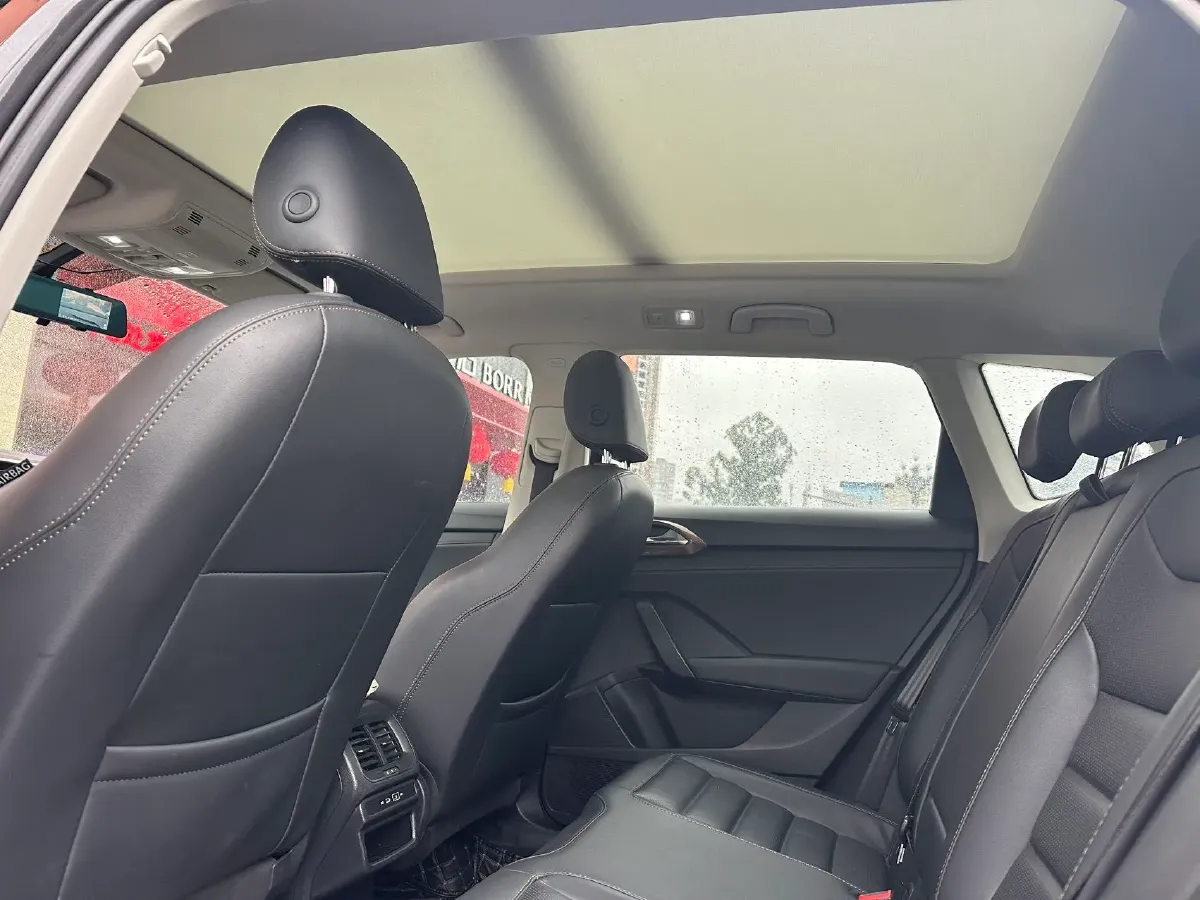 2022 Volkswagen Tharu 1.4T 150HP L4 7DCT,autocango,china used car exporter,china ev exporter,chinese used car exporter,chinese used ev exporter