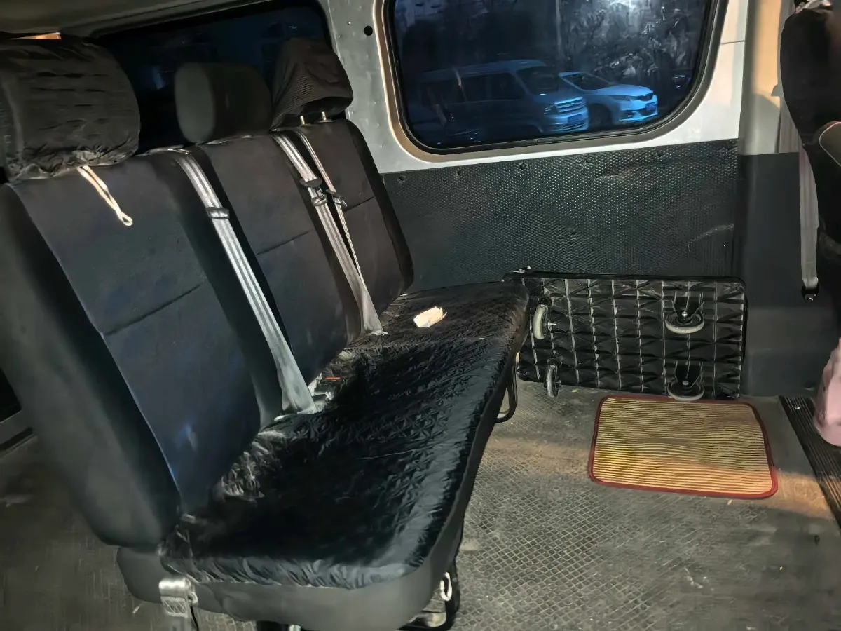 2021 JMC TeShun 2.8T 122HP L4 5MT,autocango,china used car exporter,china ev exporter,chinese used car exporter,chinese used ev exporter