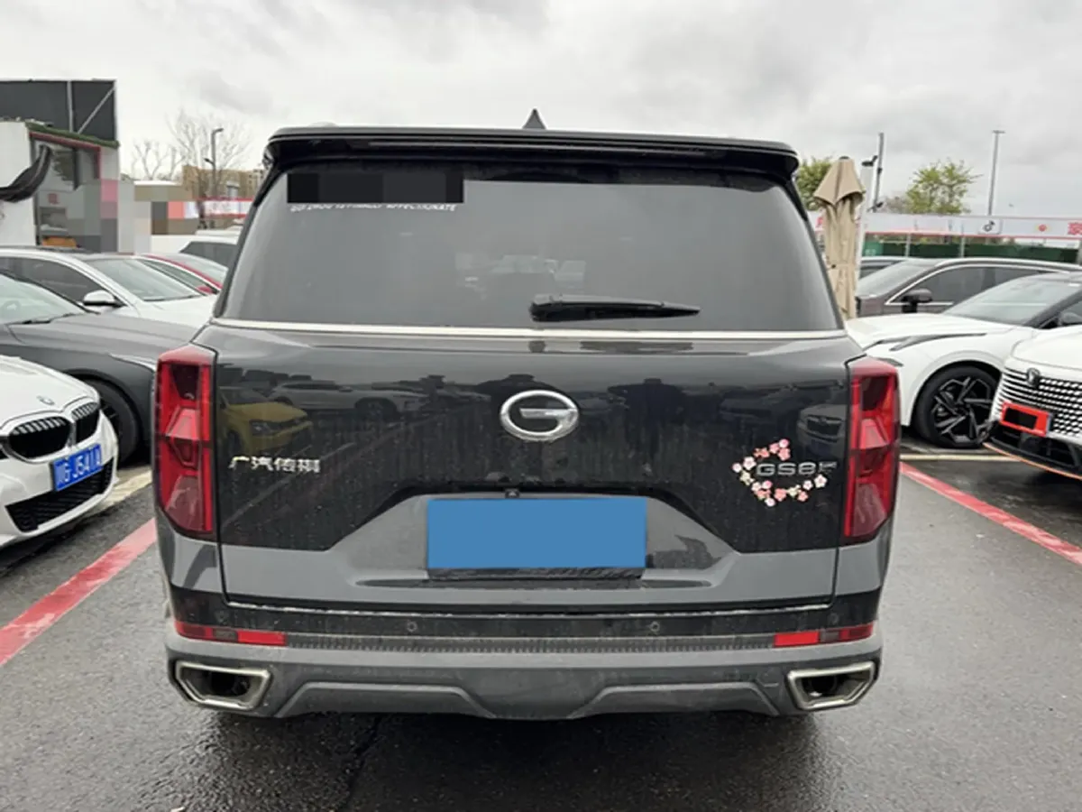 2022 GAC Trumpchi GS8 2.0T 252HP L4 8AT,autocango,china used car exporter,china ev exporter,chinese used car exporter,chinese used ev exporter
