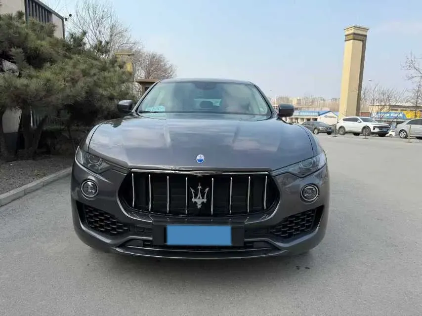 2016 Maserati Levante 3.0T 350HP V6 8AT,autocango,china used car exporter,china ev exporter,chinese used car exporter,chinese used ev exporter