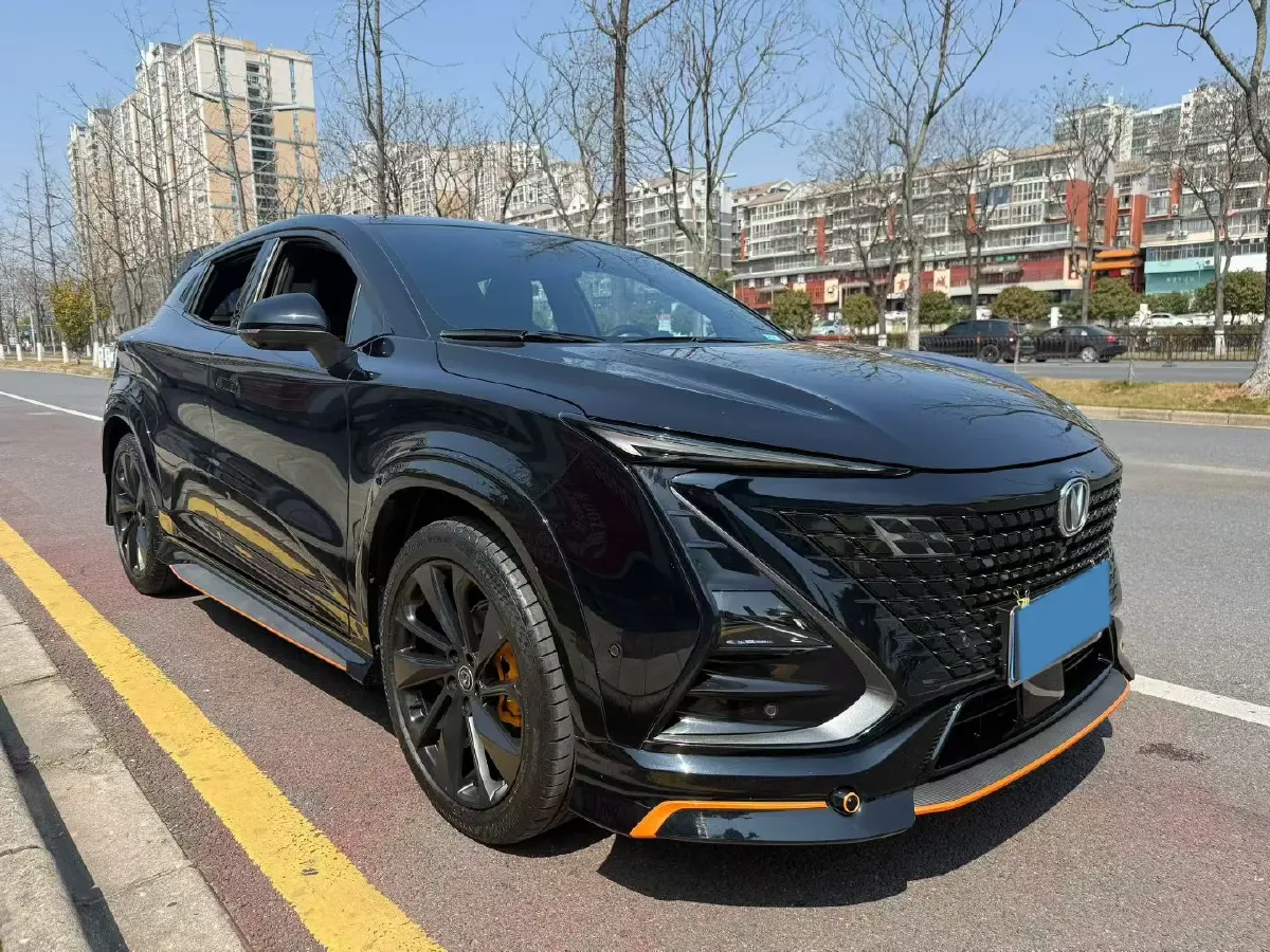 2022 ChangAn UNI-T 1.5T 188HP L4 7DCT,autocango,china used car exporter,china ev exporter,chinese used car exporter,chinese used ev exporter