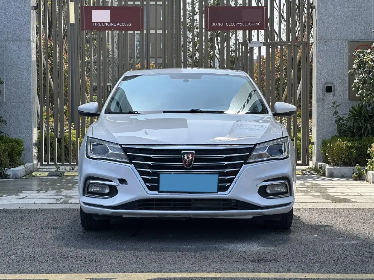 2019 Roewe i5 1.5L 120HP L4 CVT,autocango,china used car exporter,china ev exporter,chinese used car exporter,chinese used ev exporter