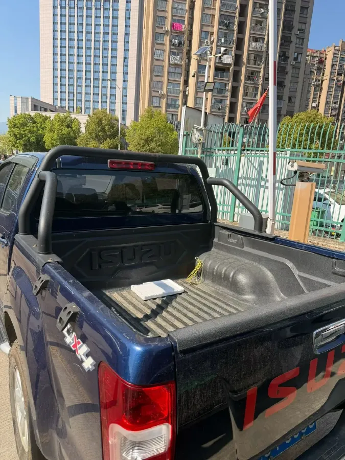 2022 Isuzu RE-MAX Jim 2.8T 120HP L4 5MT,autocango,china used car exporter,china ev exporter,chinese used car exporter,chinese used ev exporter