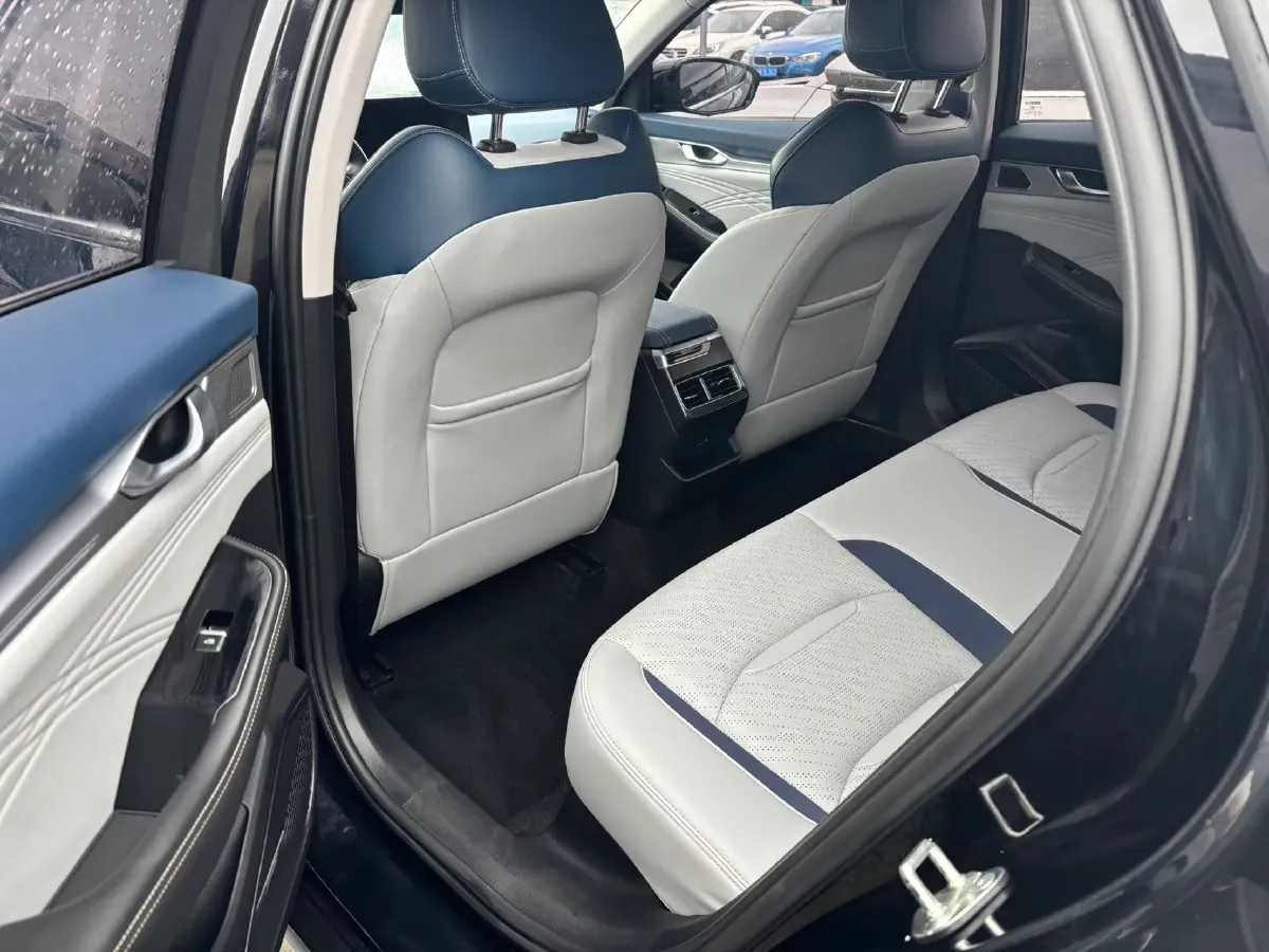 2021 Geely Preface 2.0T 190HP L4 7DCT,autocango,china used car exporter,china ev exporter,chinese used car exporter,chinese used ev exporter