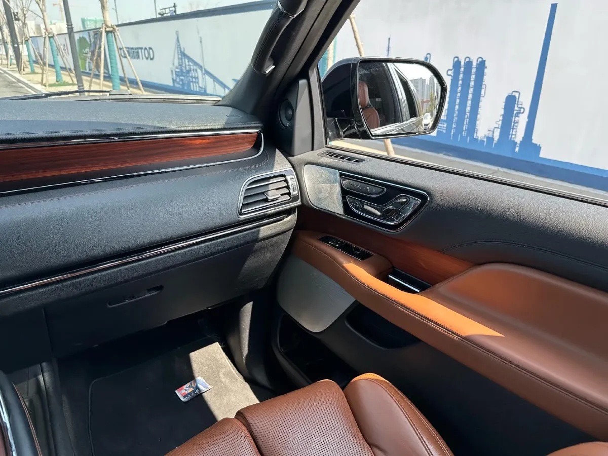 2020 Lincoln Navigator 3.5T 388HP V6 10AT,autocango,china used car exporter,china ev exporter,chinese used car exporter,chinese used ev exporter