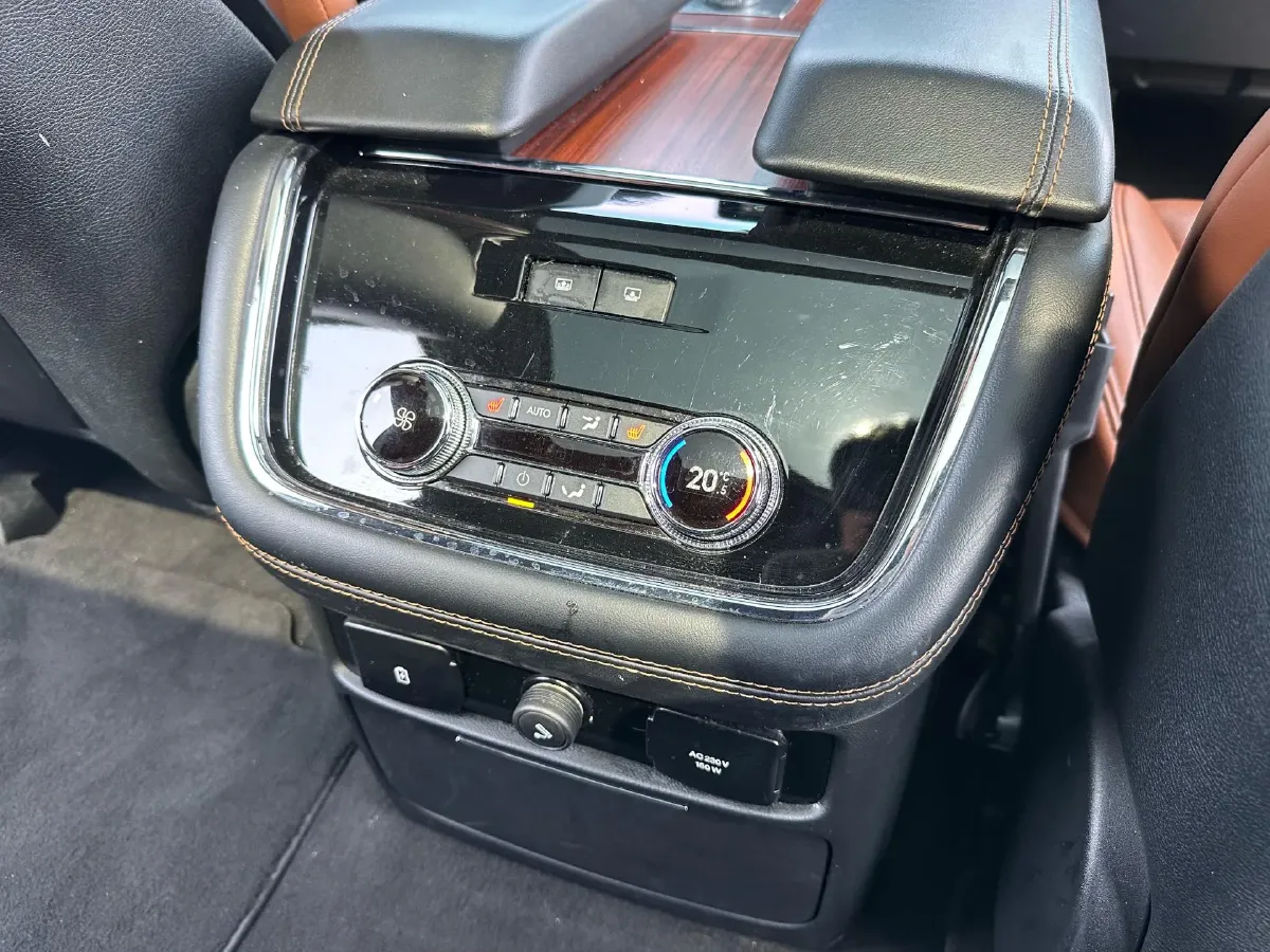 2020 Lincoln Navigator 3.5T 388HP V6 10AT,autocango,china used car exporter,china ev exporter,chinese used car exporter,chinese used ev exporter