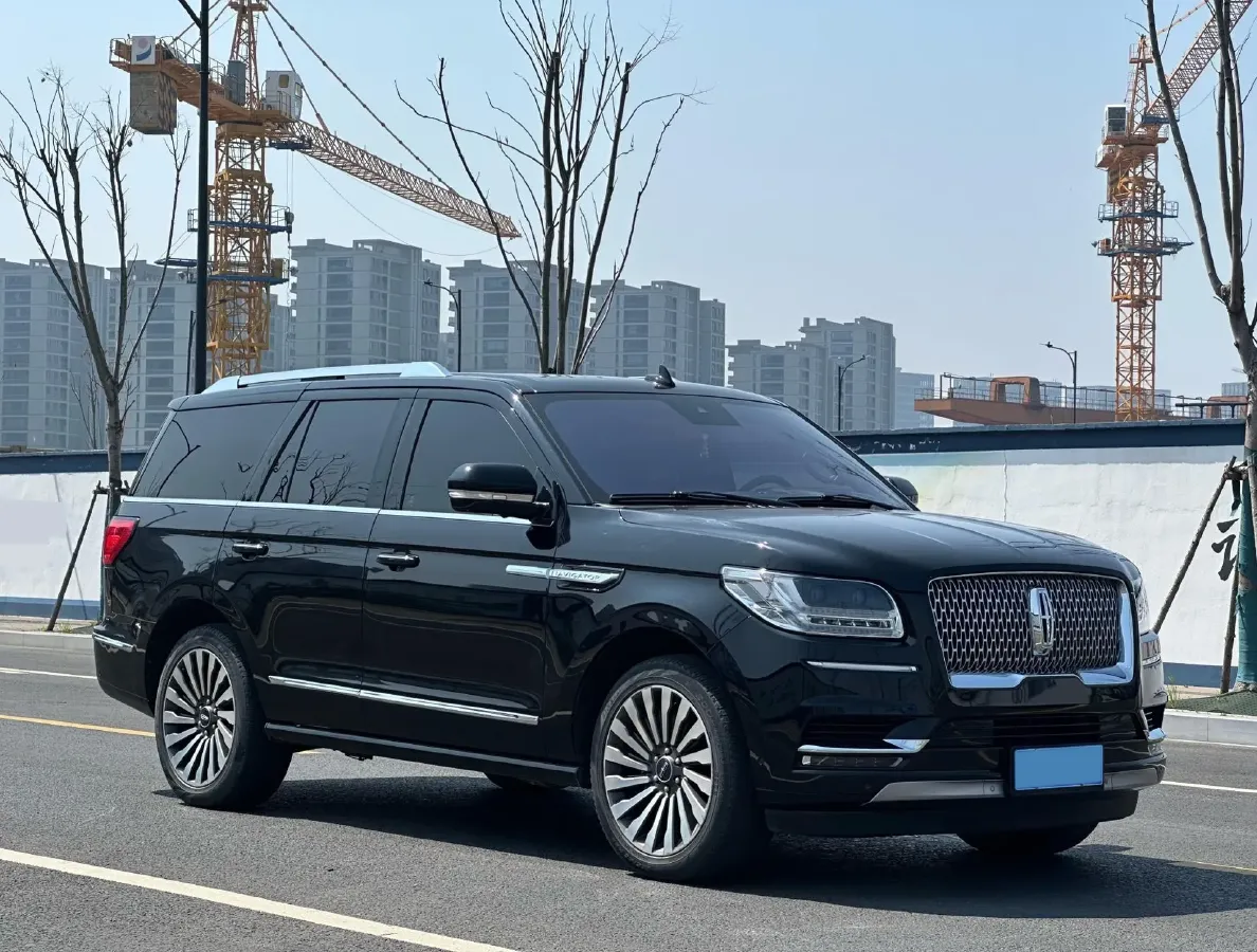 2020 Lincoln Navigator 3.5T 388HP V6 10AT,autocango,china used car exporter,china ev exporter,chinese used car exporter,chinese used ev exporter