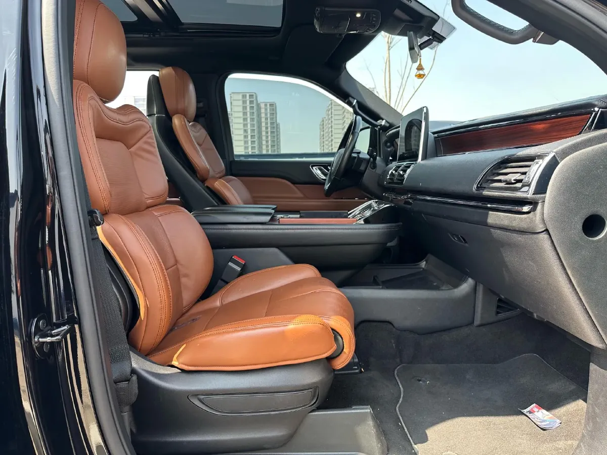 2020 Lincoln Navigator 3.5T 388HP V6 10AT,autocango,china used car exporter,china ev exporter,chinese used car exporter,chinese used ev exporter