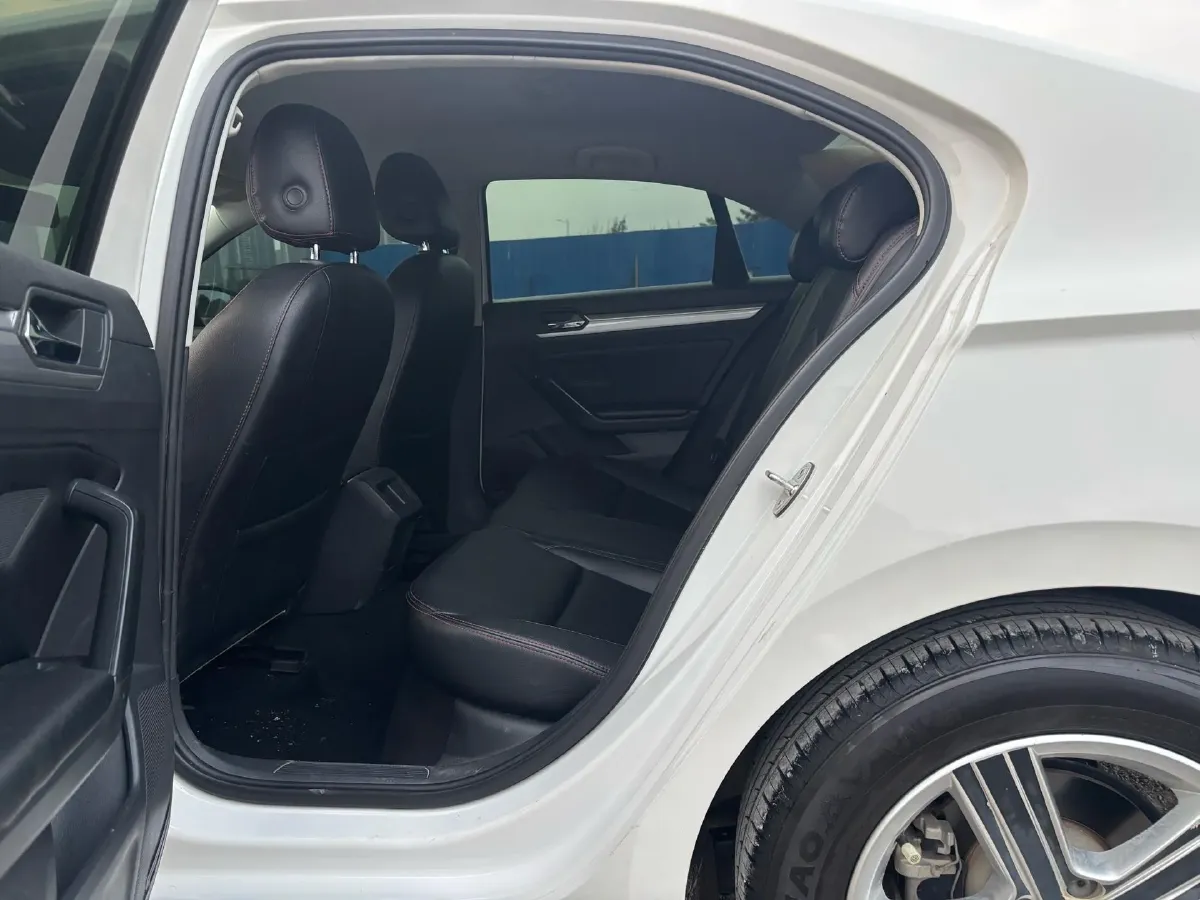 2018 Volkswagen Lamando 1.4T 131HP L4 7DCT,autocango,china used car exporter,china ev exporter,chinese used car exporter,chinese used ev exporter