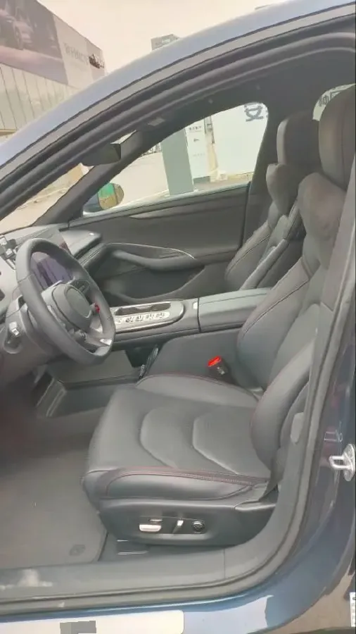 2024 MI SU7 BEV 101KWH,autocango,china used car exporter,china ev exporter,chinese used car exporter,chinese used ev exporter