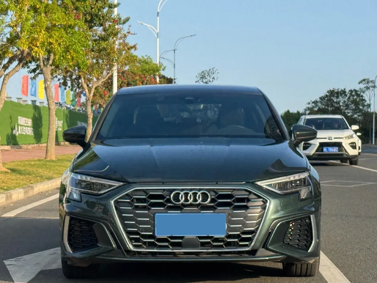 2022 Audi A3 1.4T 150HP L4 7DCT,autocango,china used car exporter,china ev exporter,chinese used car exporter,chinese used ev exporter