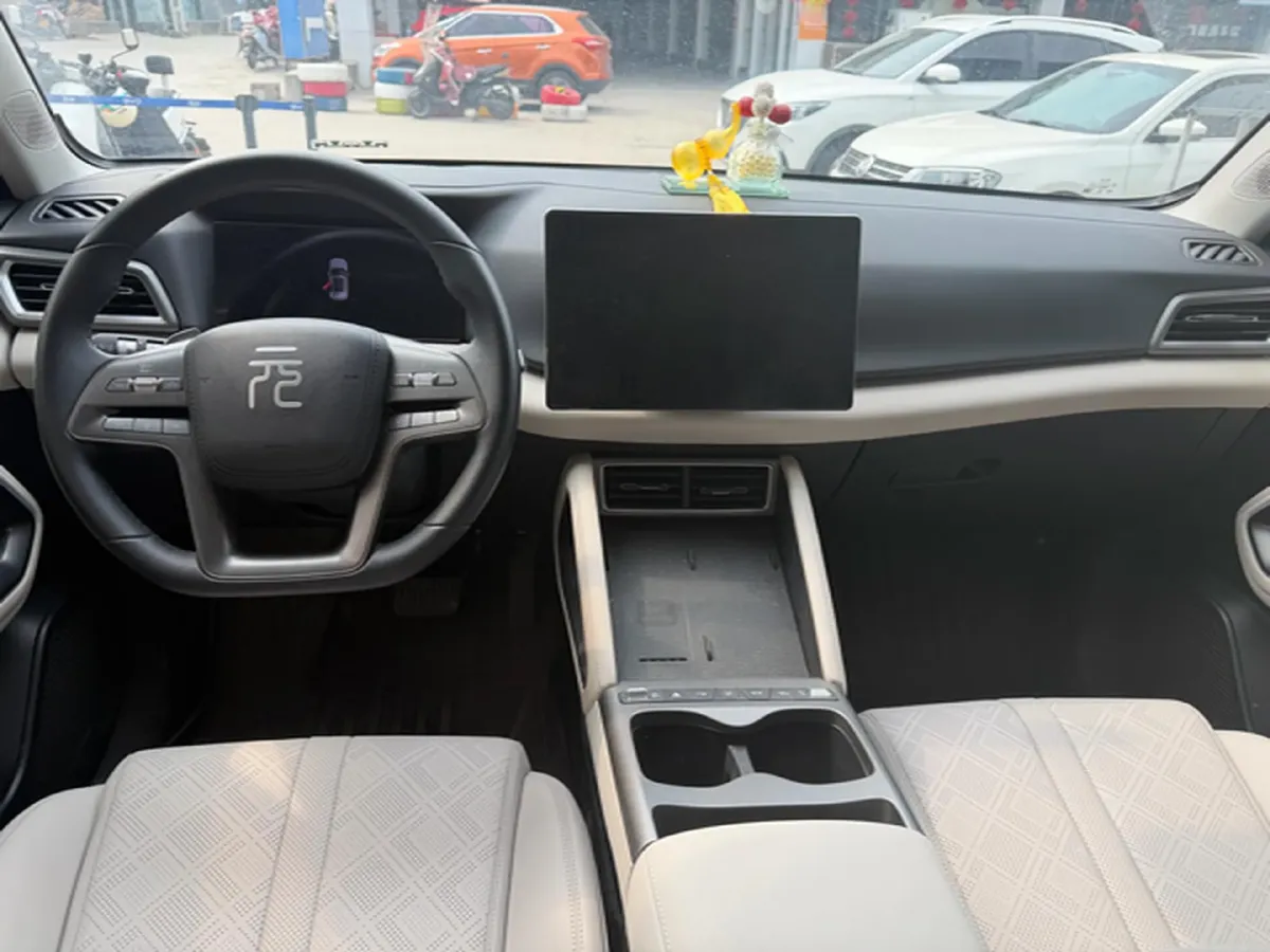 2025 BYD YuanUP BEV 45.12KWH,autocango,china used car exporter,china ev exporter,chinese used car exporter,chinese used ev exporter