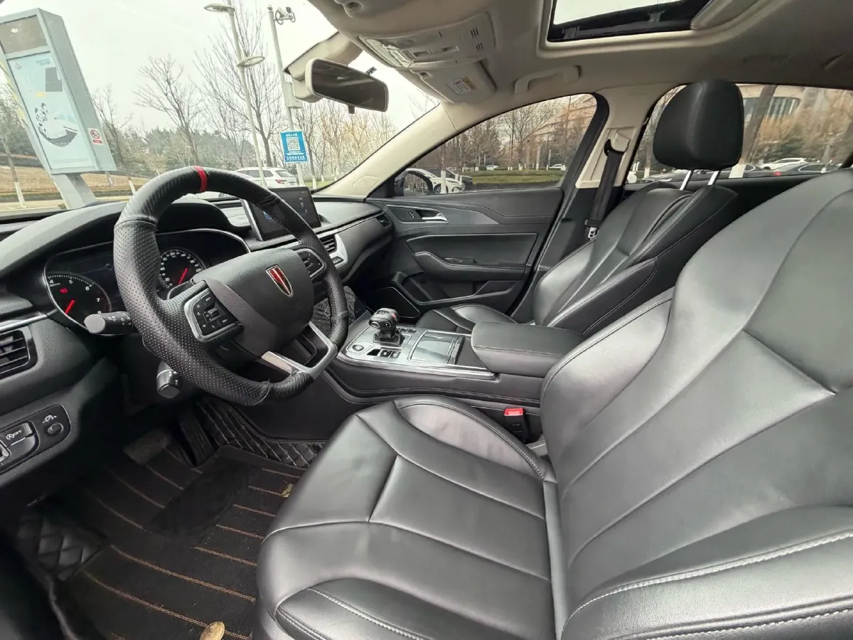 2020 HongQi H5 1.5T 169HP L4 7DCT,autocango,china used car exporter,china ev exporter,chinese used car exporter,chinese used ev exporter