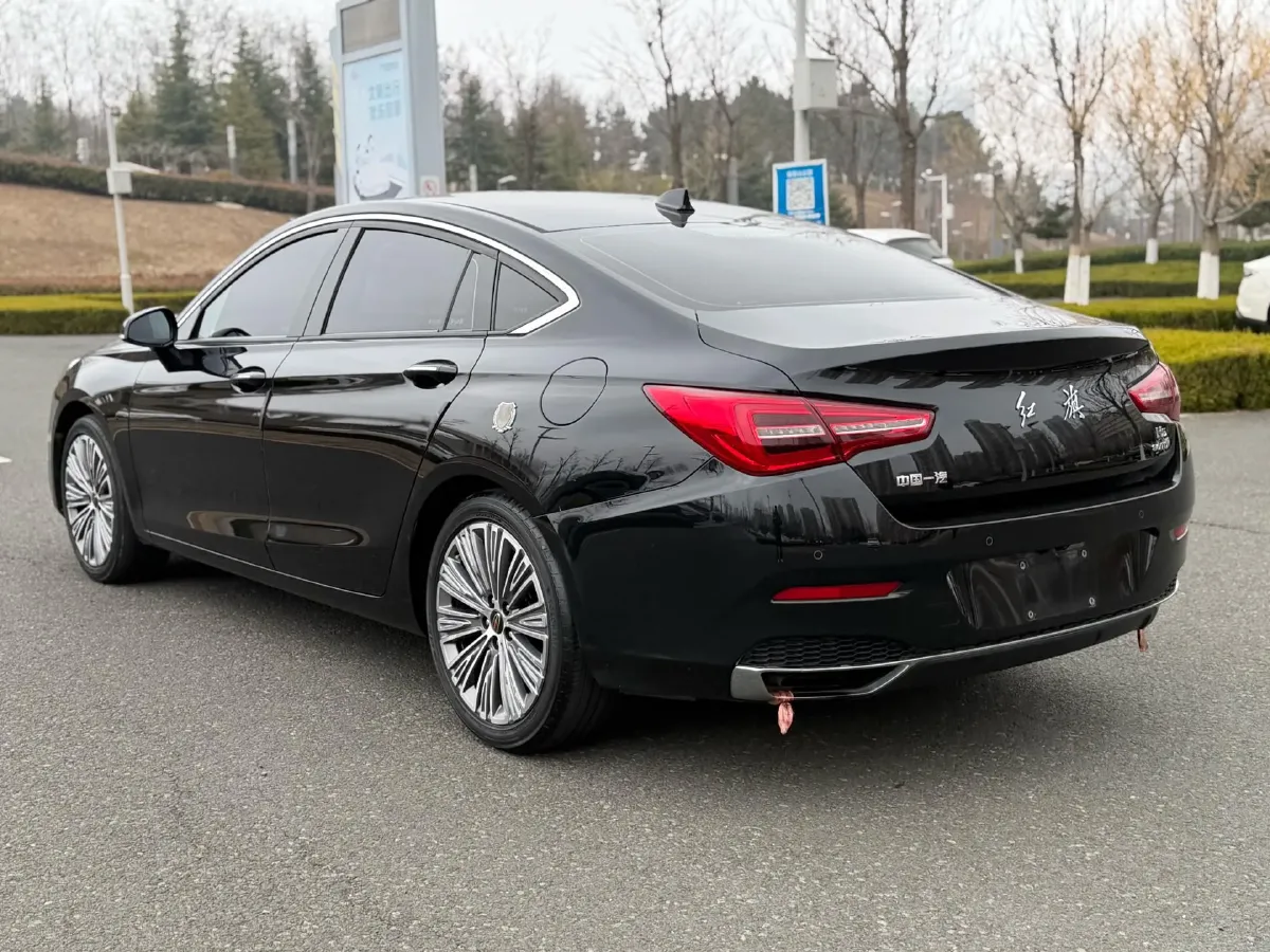 2020 HongQi H5 1.5T 169HP L4 7DCT,autocango,china used car exporter,china ev exporter,chinese used car exporter,chinese used ev exporter