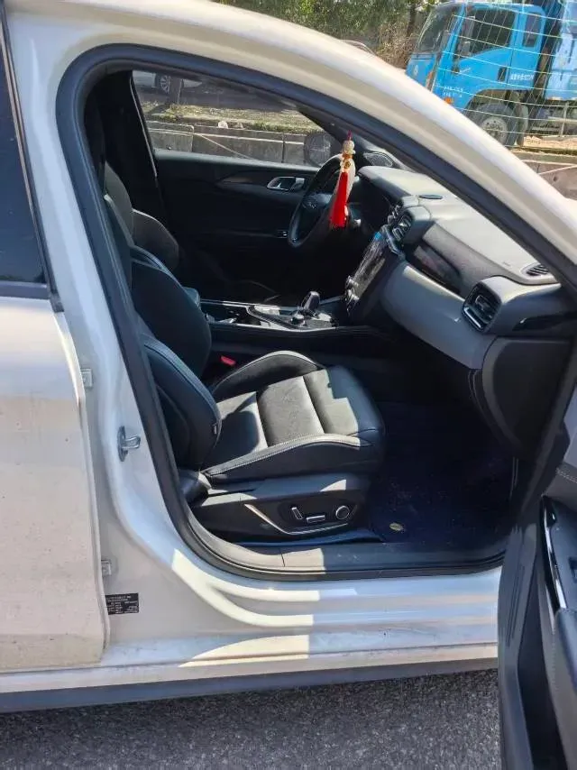 2022 LYNK&CO 03 2.0T 190HP L4 7DCT,autocango,china used car exporter,china ev exporter,chinese used car exporter,chinese used ev exporter