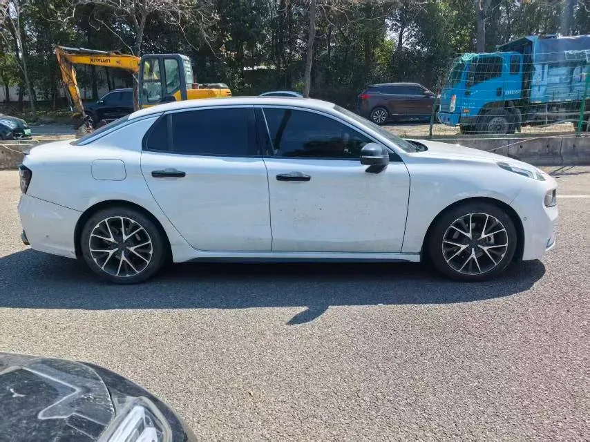 2022 LYNK&CO 03 2.0T 190HP L4 7DCT,autocango,china used car exporter,china ev exporter,chinese used car exporter,chinese used ev exporter
