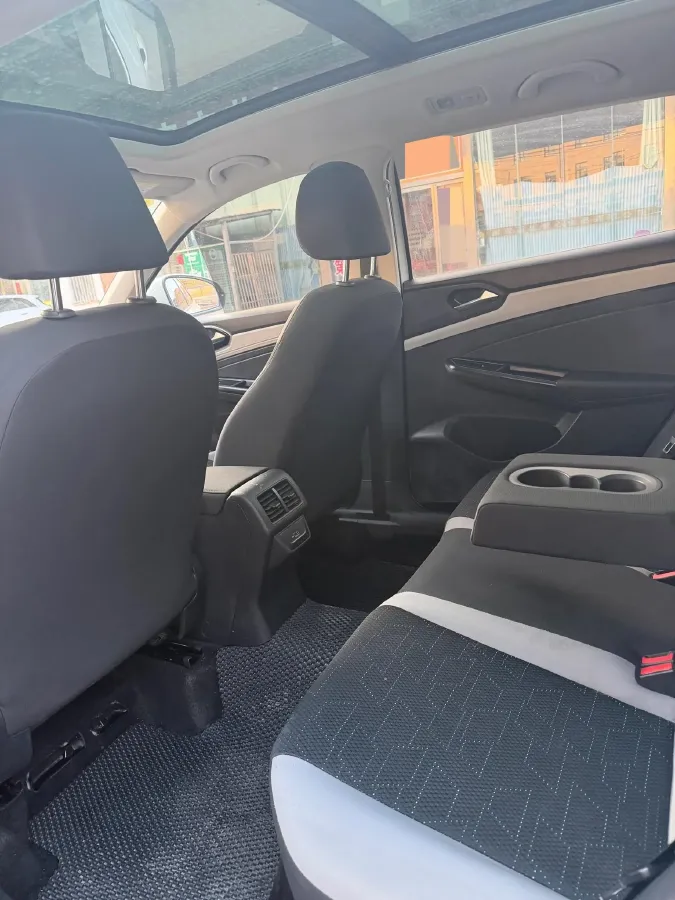 2023 Jetta VS7 1.4T 150HP L4 6AT,autocango,china used car exporter,china ev exporter,chinese used car exporter,chinese used ev exporter